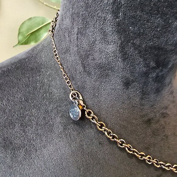 Womens Pewter Tone Textured Articulated Pendant Necklace with Lobster Clasp - Picture 5 of 6